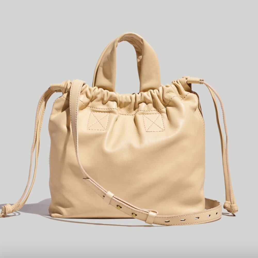 Madewell NWOT The Piazza Crossbody Bag in Buttered Scone Leather Sculptural